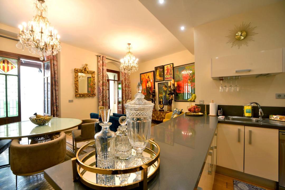 Classic And Luxury- 2bd 2bth- Sierpes Séville